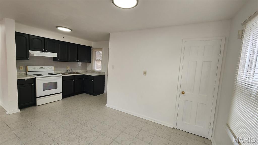 8115 Myrick Street Berkeley, MO 63134 - Photo 7 of 15