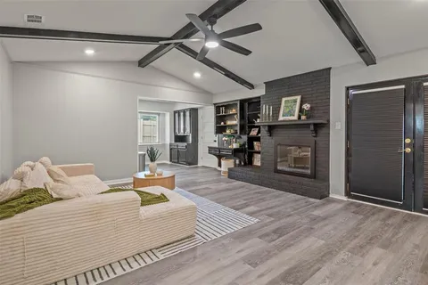 $270,000 | 152 Stardust Lane, DeSoto, TX 75115