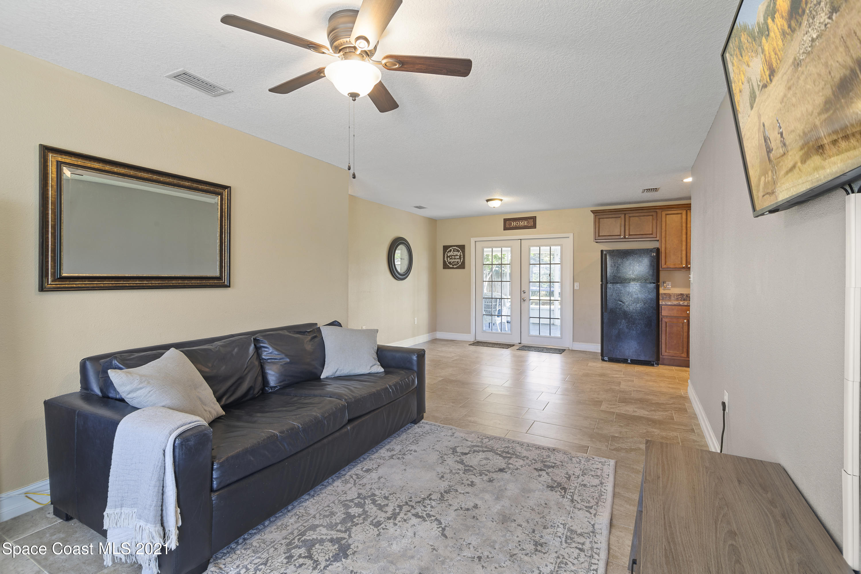2290 Warwick Road Melbourne, FL 32935 - Photo 2 of 14 _MG_2260
