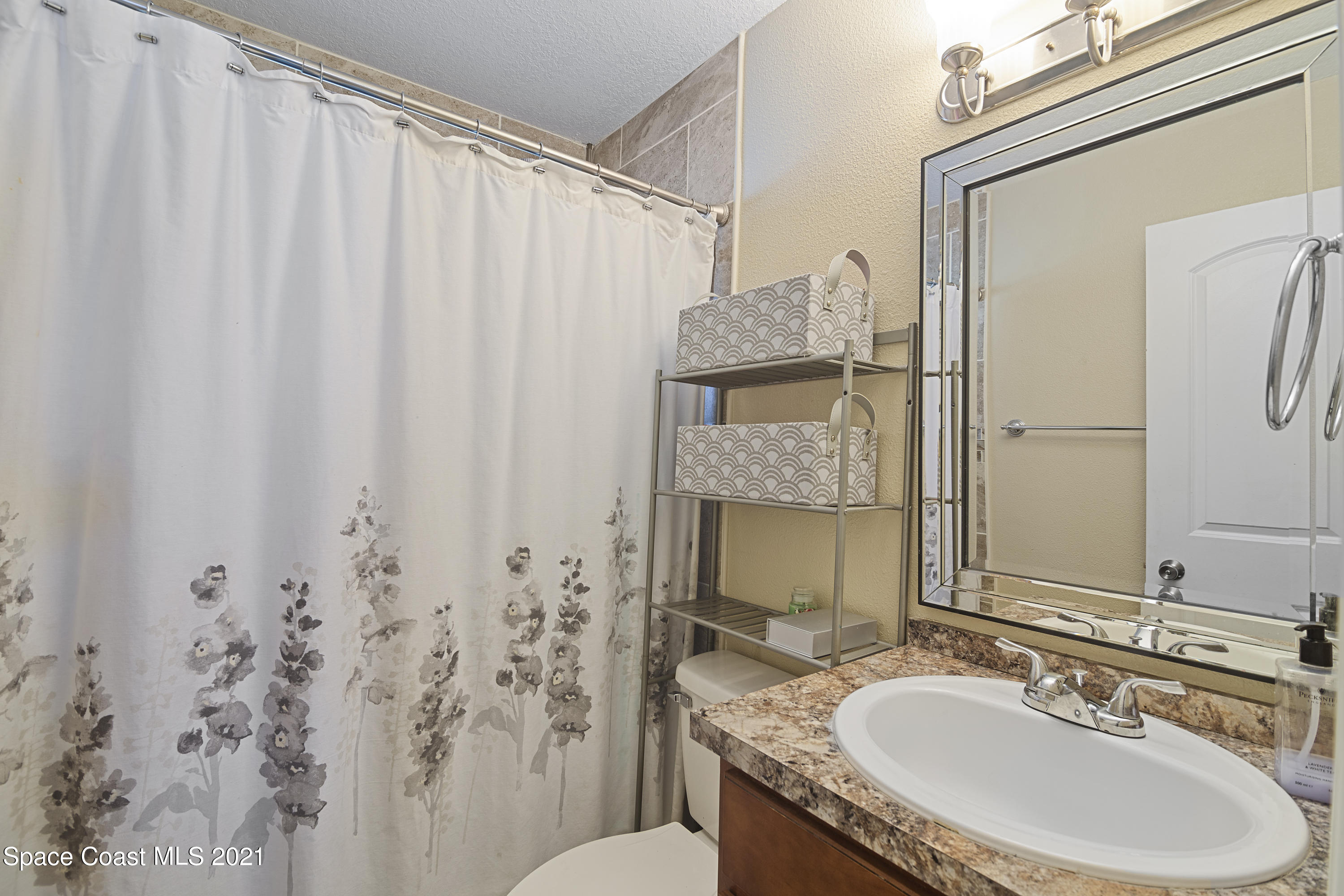 2290 Warwick Road Melbourne, FL 32935 - Photo 7 of 14 _MG_2289