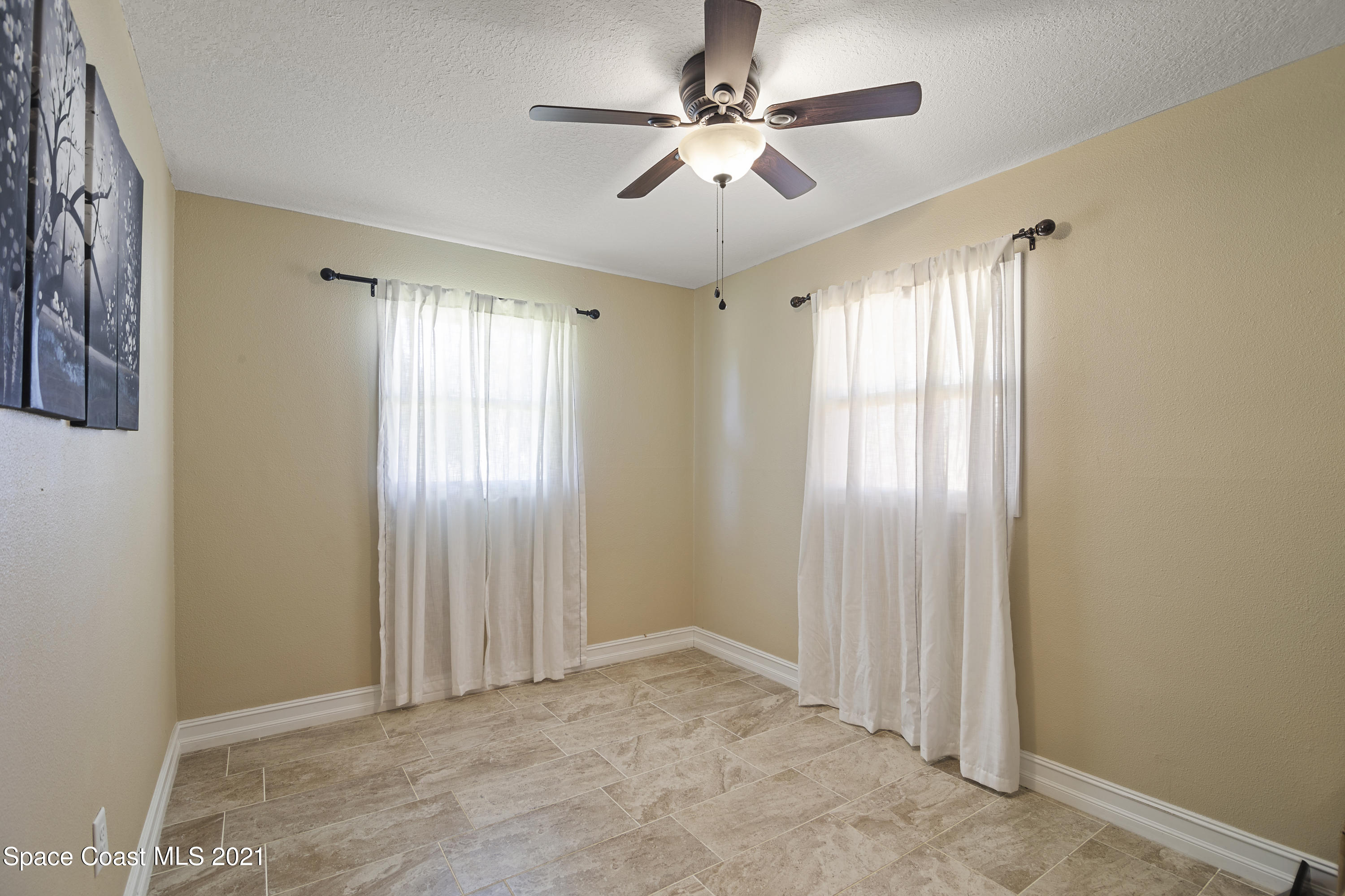 2290 Warwick Road Melbourne, FL 32935 - Photo 9 of 14 _MG_2301