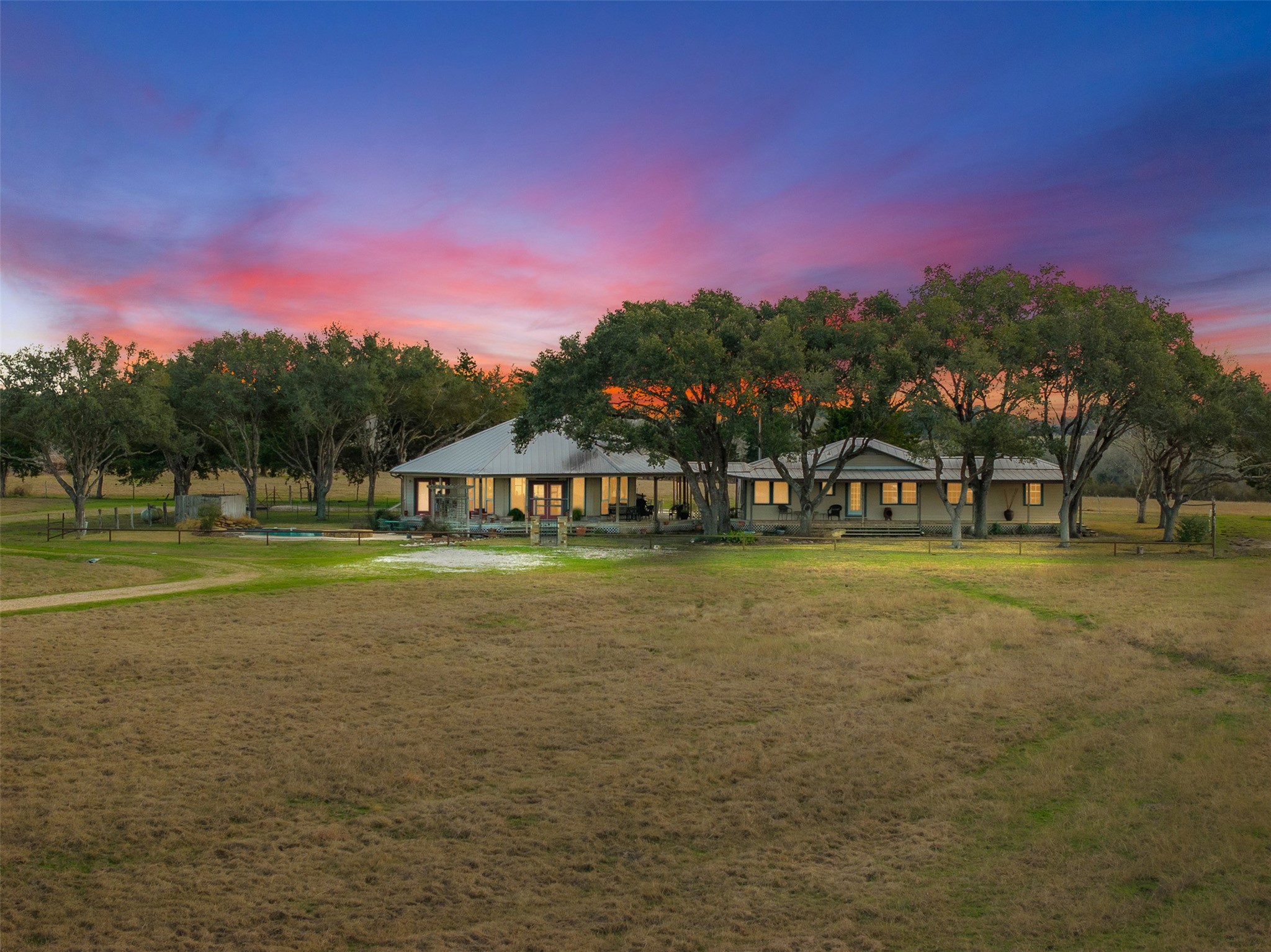 2346 Bruno Road Schulenburg, TX 78956 - Photo 3 of 49 a view of a big house with a big yard