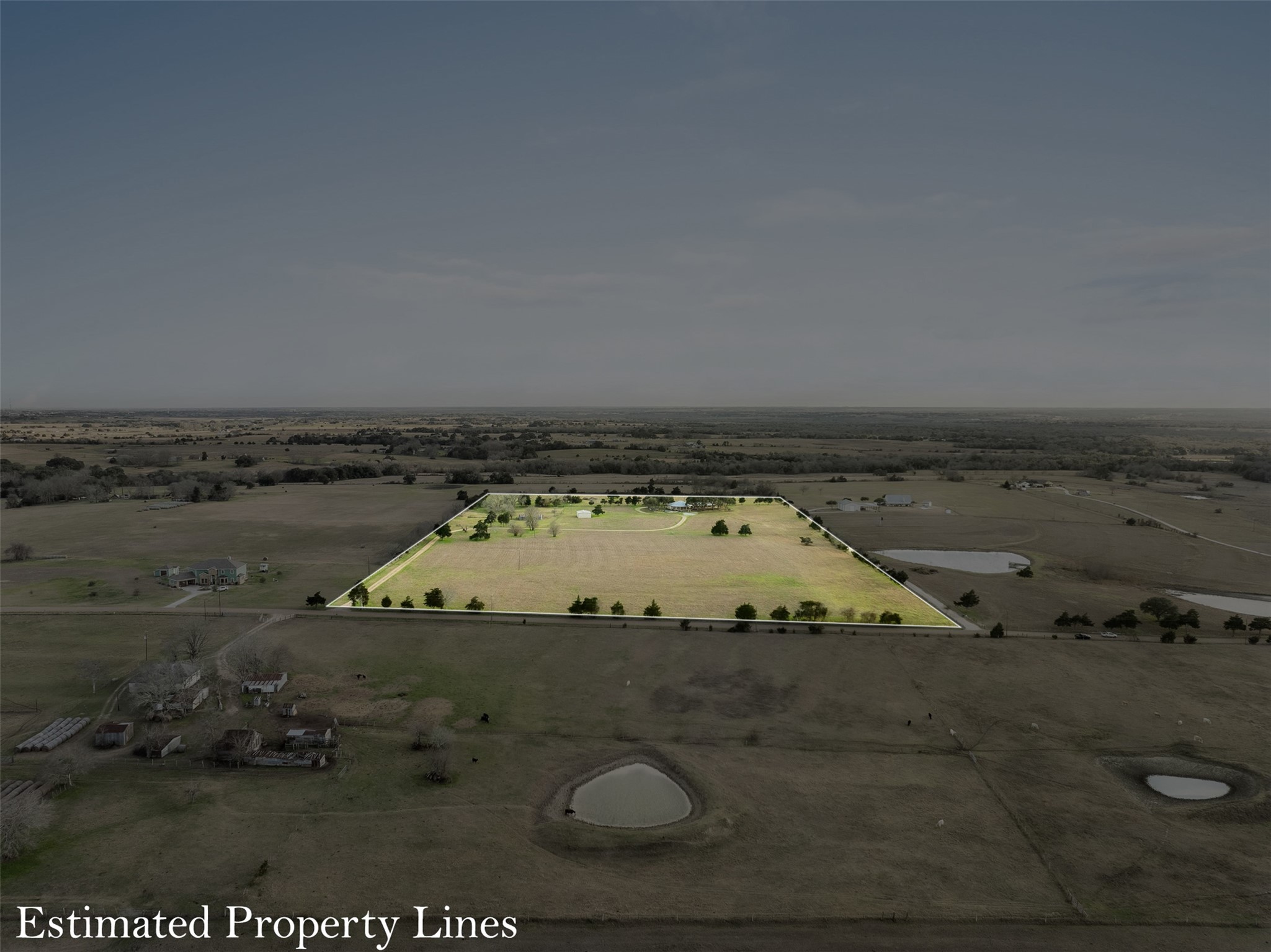 2346 Bruno Road Schulenburg, TX 78956 - Photo 38 of 49 an aerial view of a gallery with wooden floor