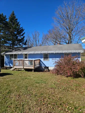 $279,000 | 8 Happy Haven Road, Wilmington, VT 05363