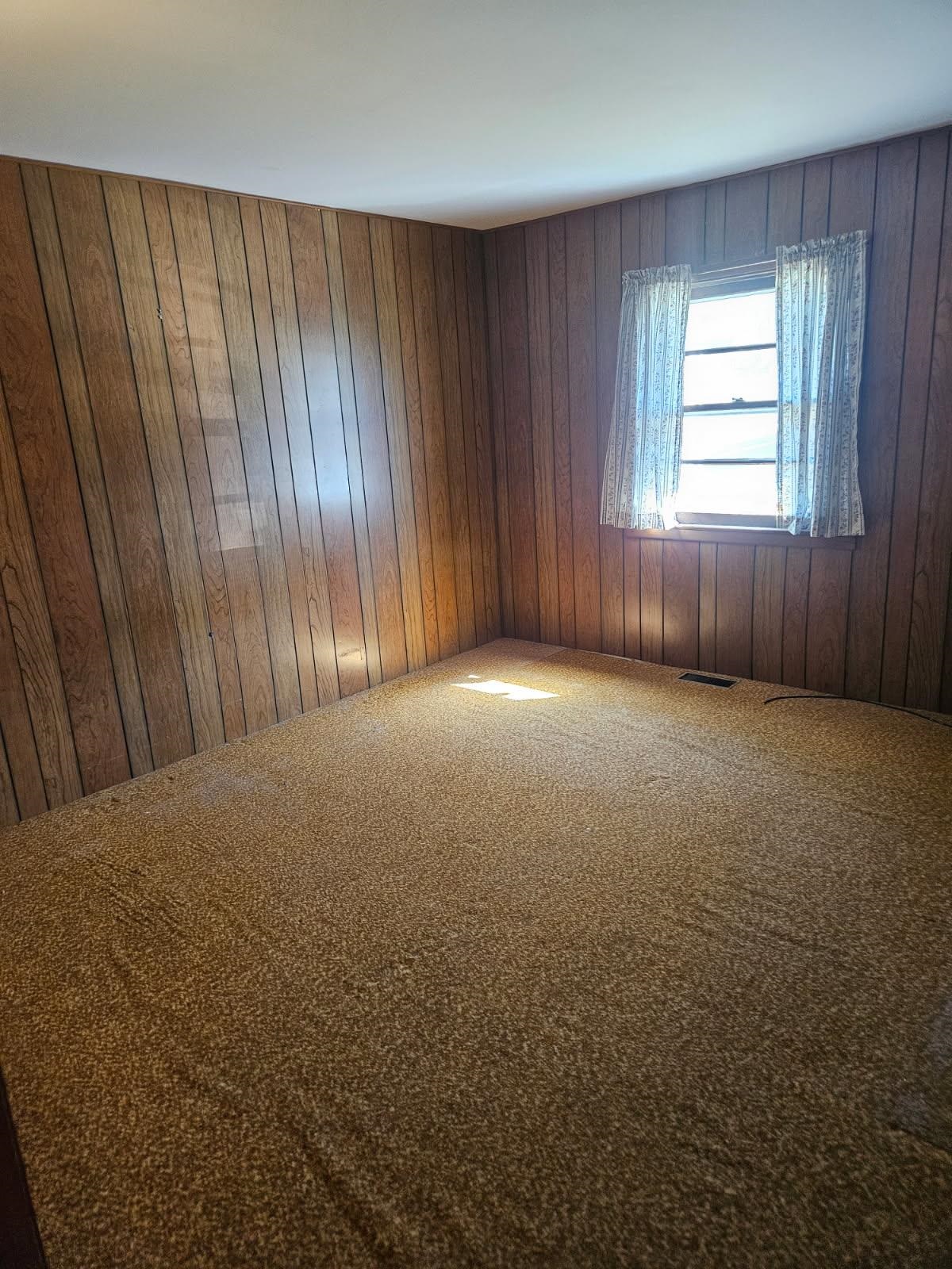 8 Happy Haven Road Wilmington, VT 05363 - Photo 9 of 14