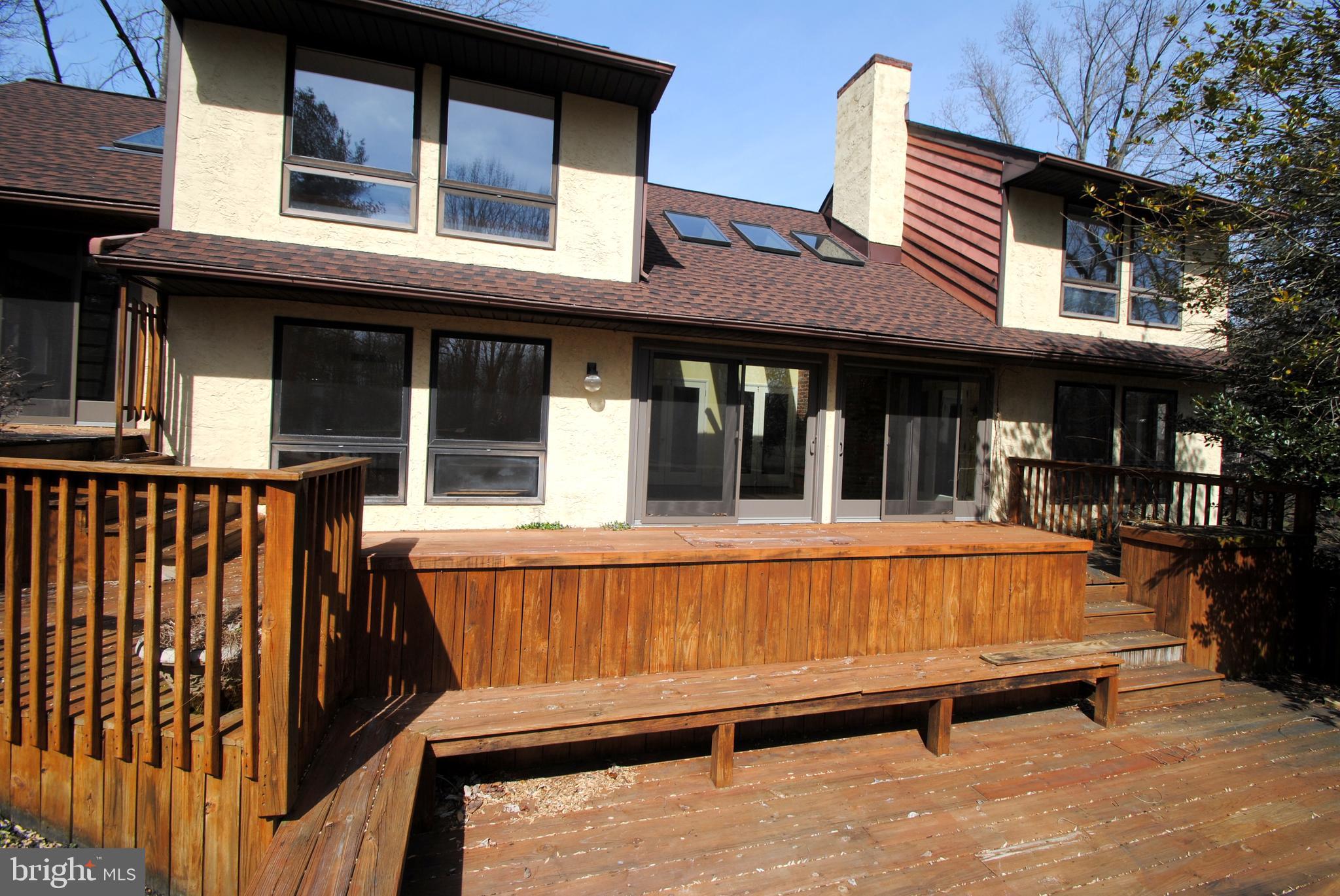 102 Jupiter Road Newark, DE 19711 - Photo 26 of 35 Deck