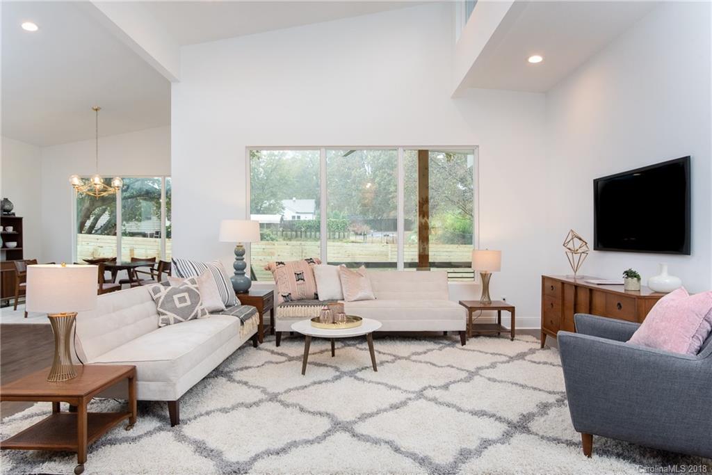 4432 Raney Way Charlotte, NC 28205 - Photo 4 of 36 Gallery Image 4