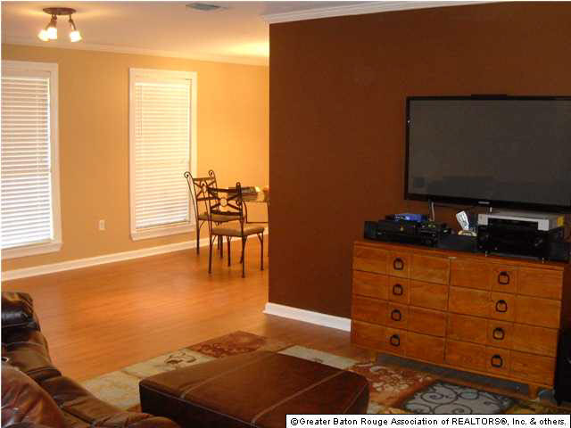 1121 Rue Desiree Baton Rouge, LA 70810 - Photo 3 of 10