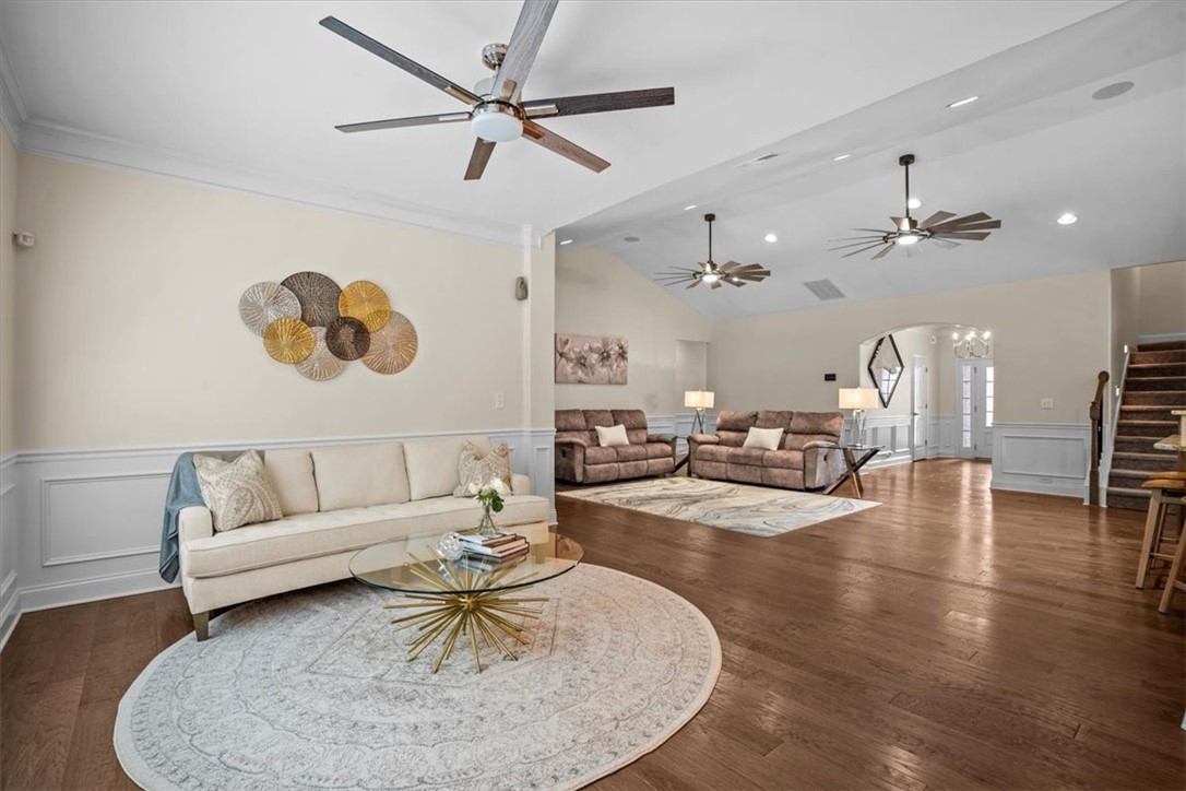 209 Quail Hunt Road Simpsonville, SC 29680 - Photo 5 of 35 Gallery Image 5