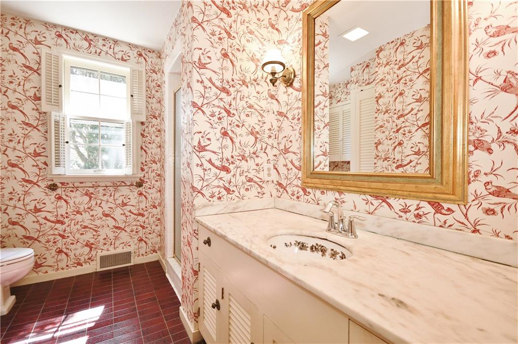 405 East Waldheim Road Pittsburgh, PA 15215 - Photo 14 of 25 Master bath en-suite has room for double sinks.