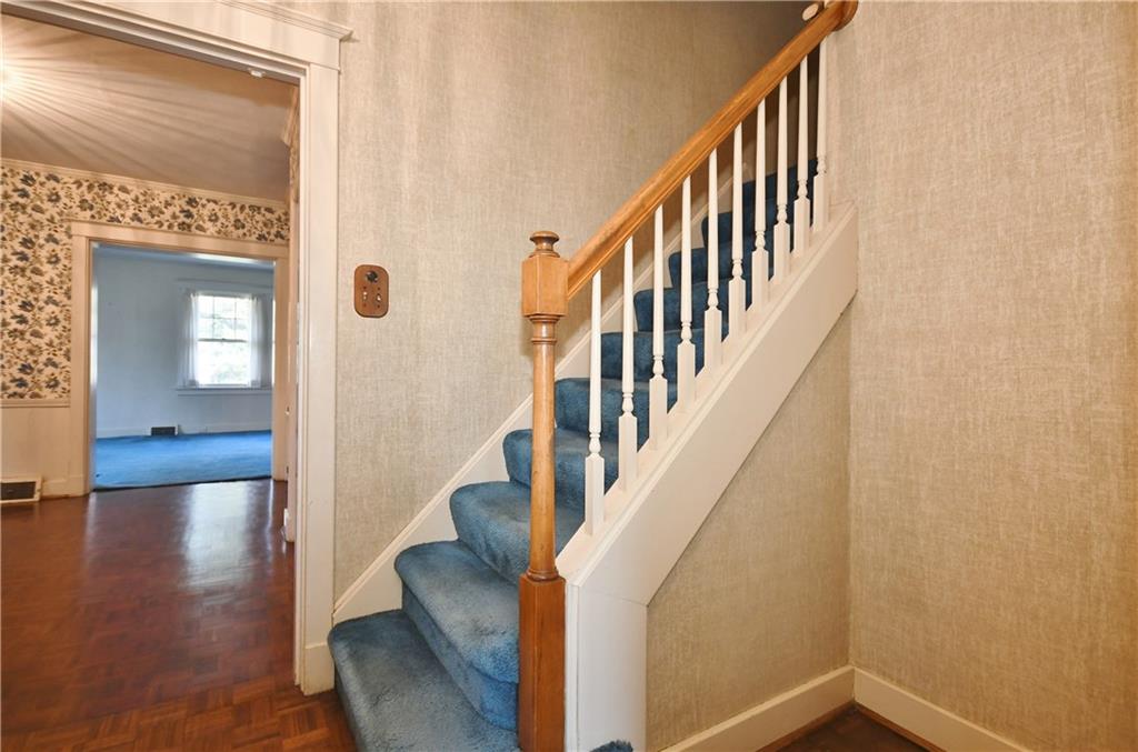 405 East Waldheim Road Pittsburgh, PA 15215 - Photo 15 of 25 Side staircase leads to large upstairs suite.