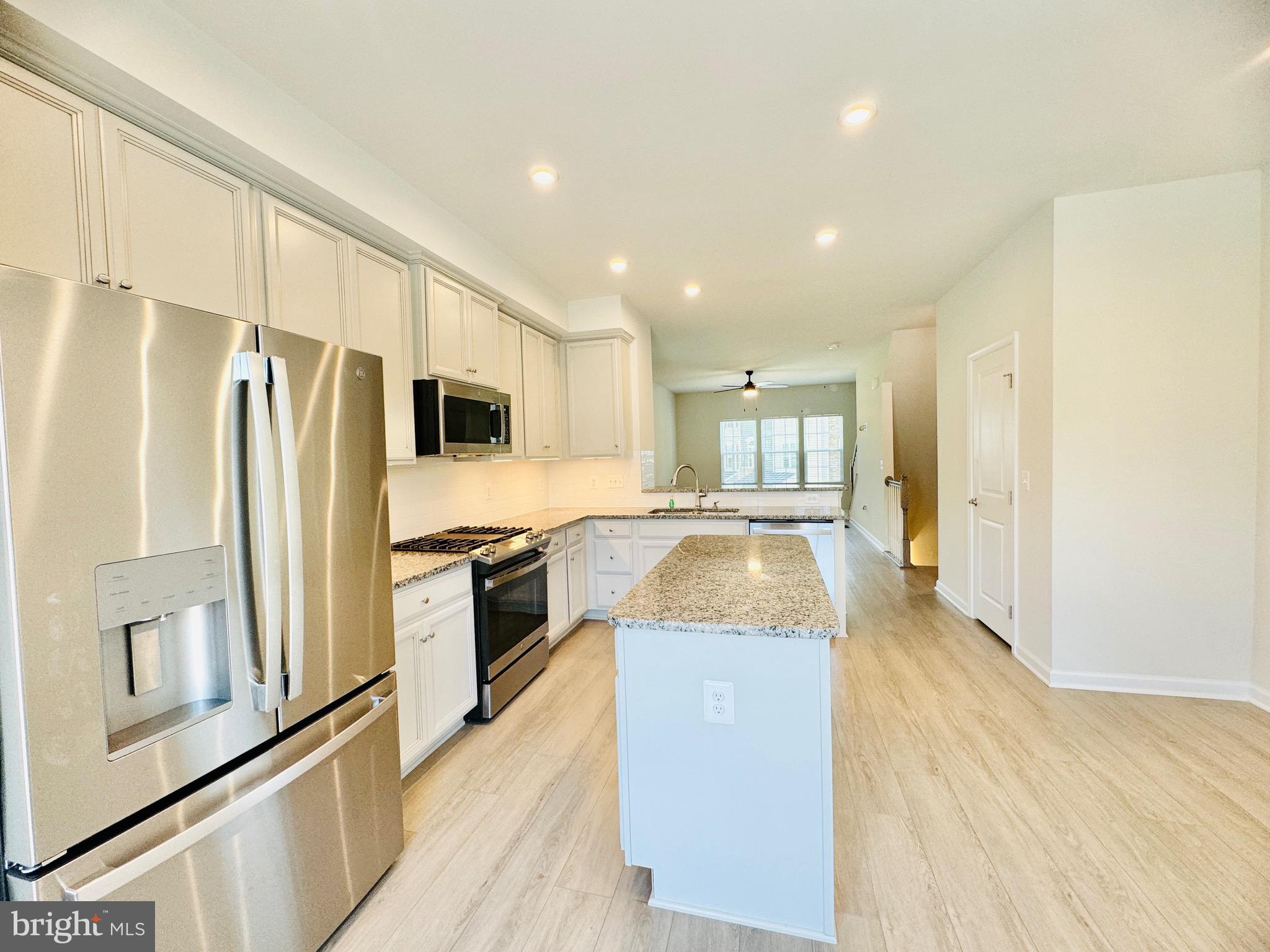18374 Reaper Hl Court Triangle, VA 22172 - Photo 5 of 23