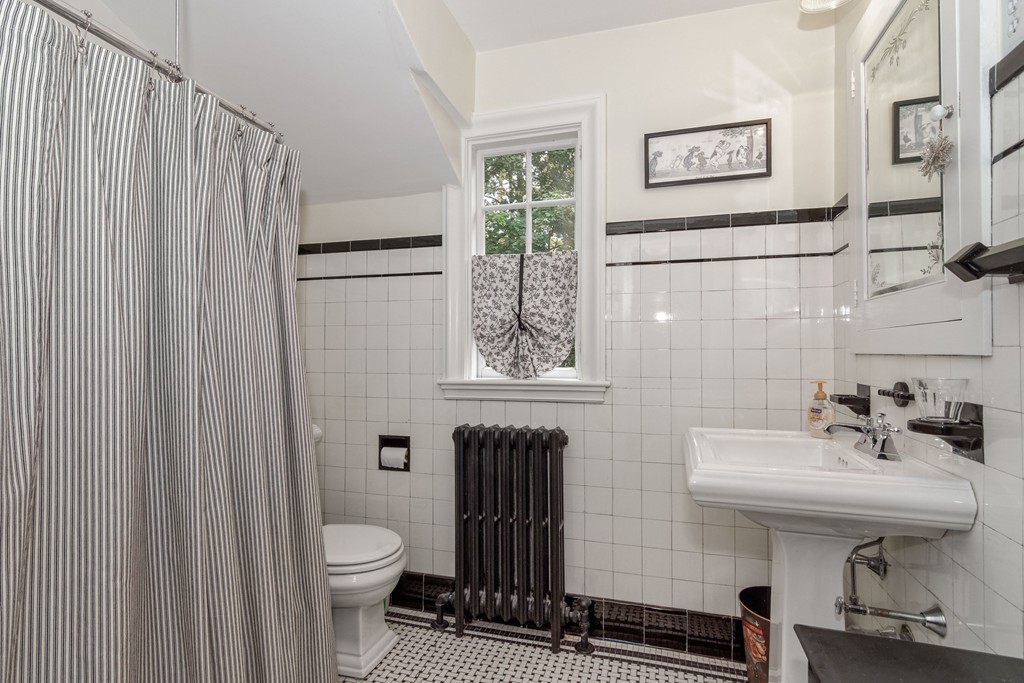 1 Sylvan Road Wellesley, MA 02481 - Photo 10 of 22