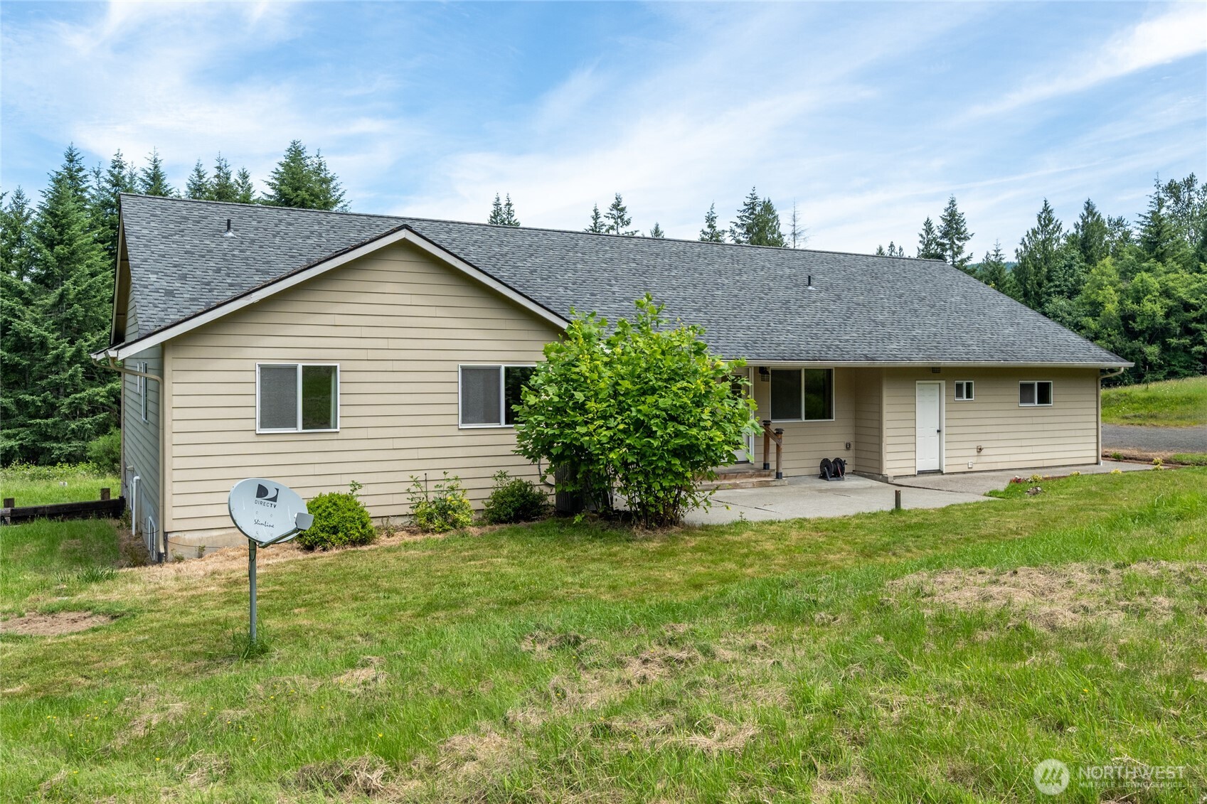 521 Bodine Road Kelso, WA 98626 - Photo 2 of 36