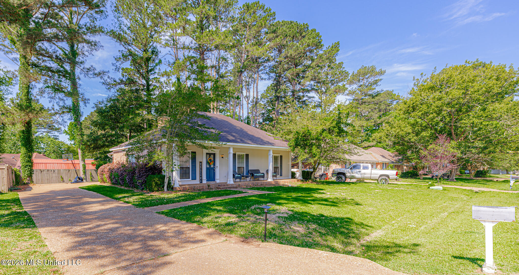 548 Trace View Road Madison, MS 39110 - Photo 2 of 21 1R4A7097