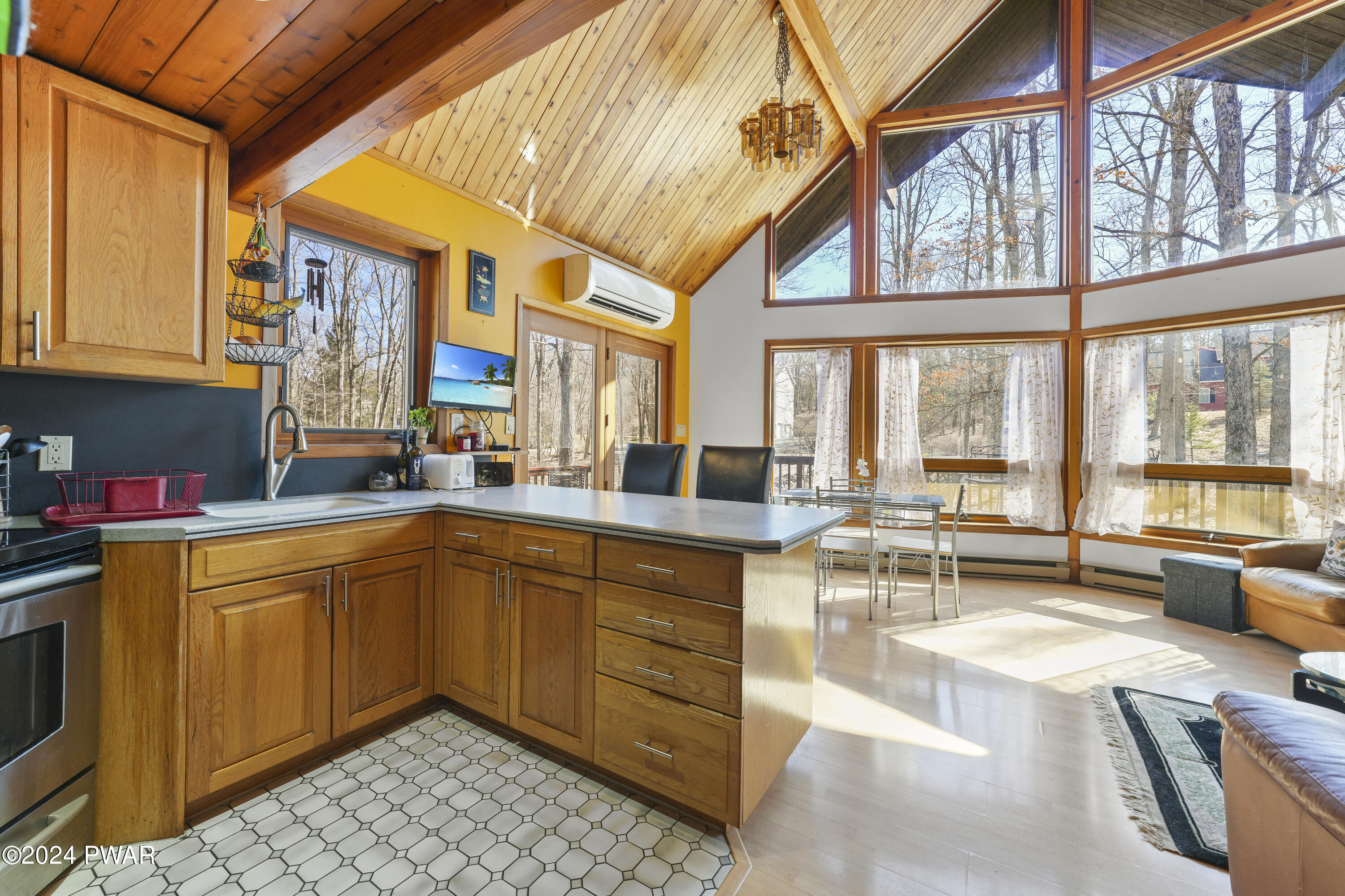 125 Weasel Road Dingmans Ferry, PA 18328 - Photo 18 of 30