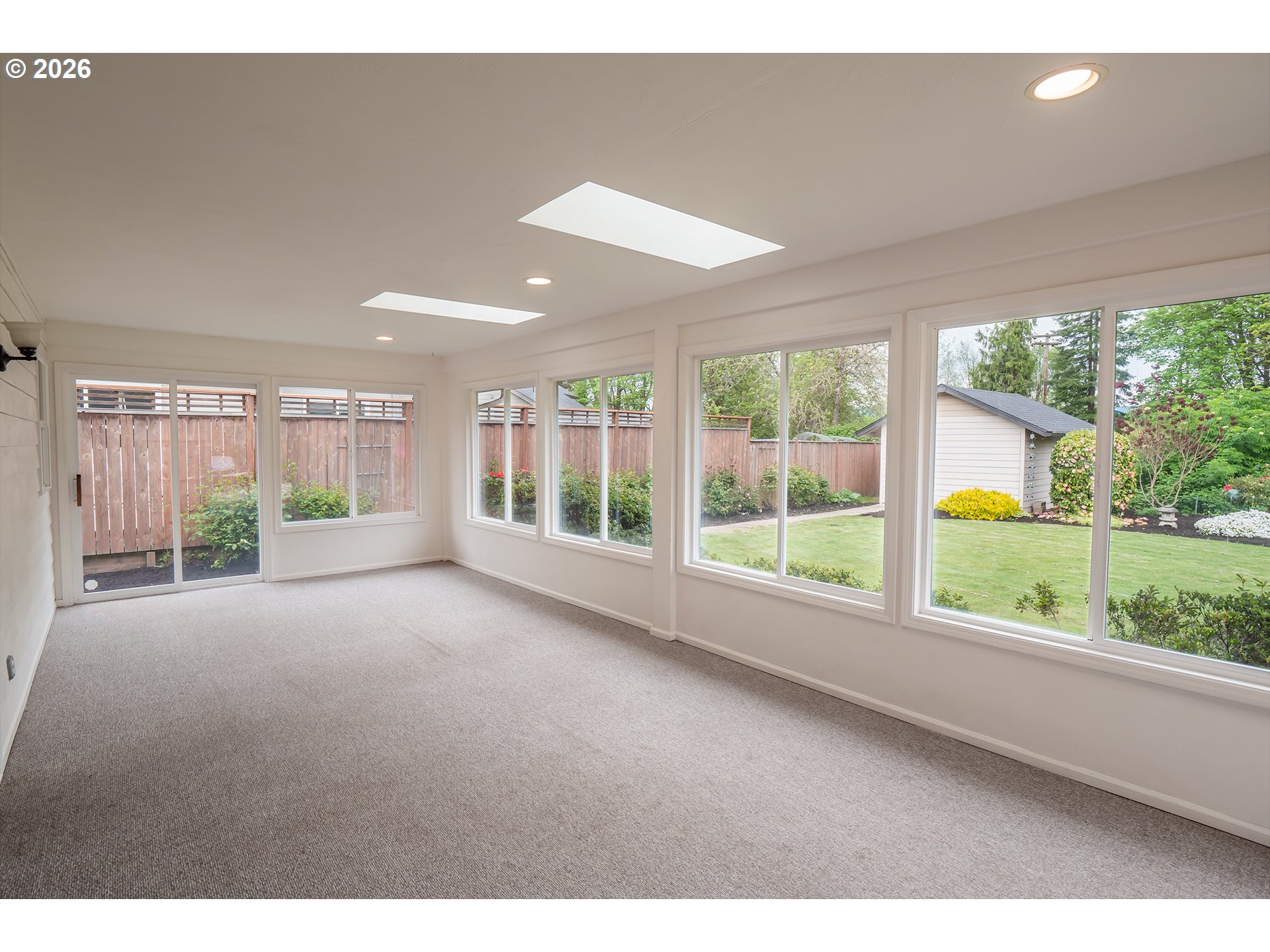 4347 Wendover Street Eugene, OR 97404 - Photo 18 of 48