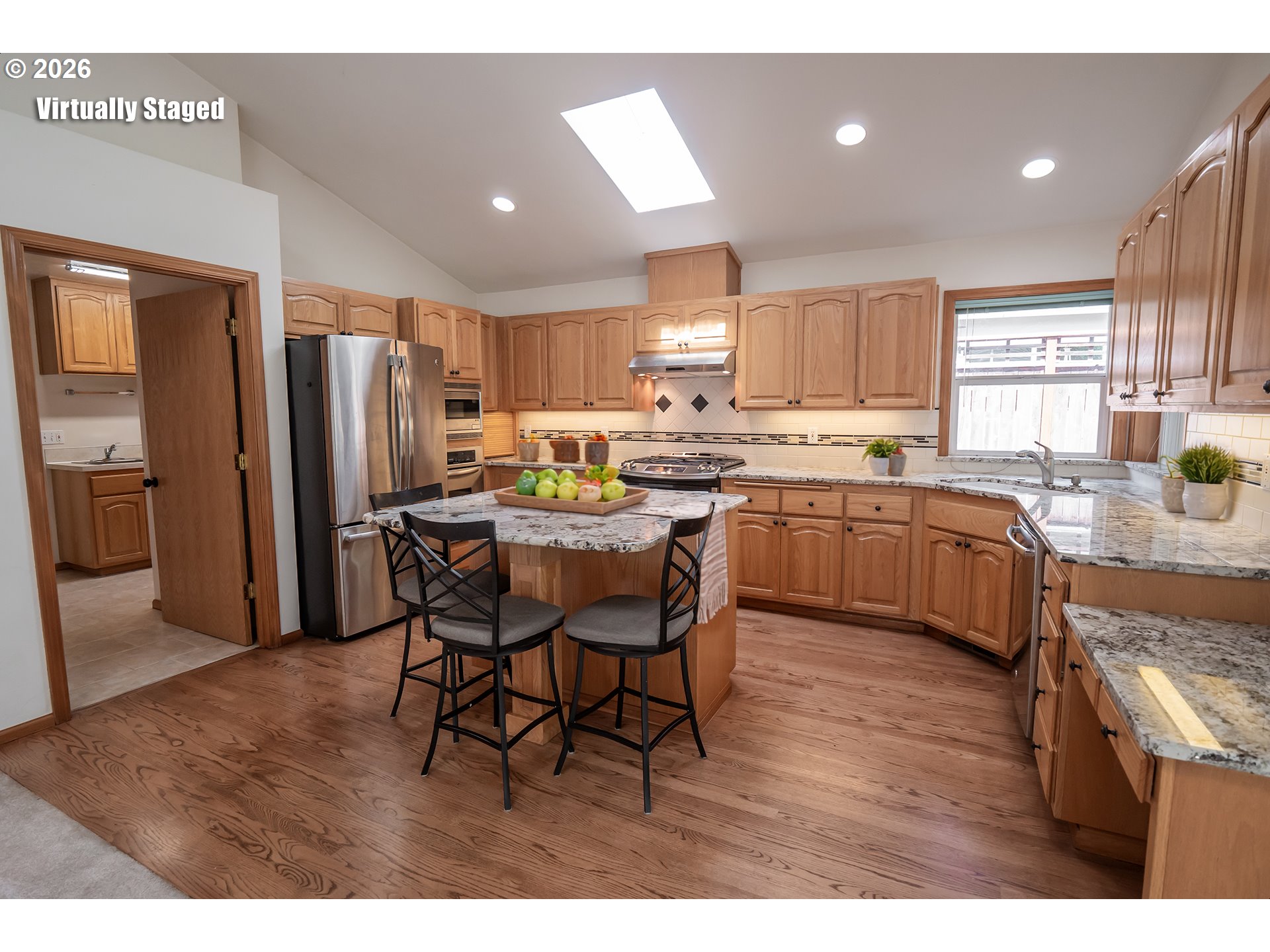 4347 Wendover Street Eugene, OR 97404 - Photo 7 of 48