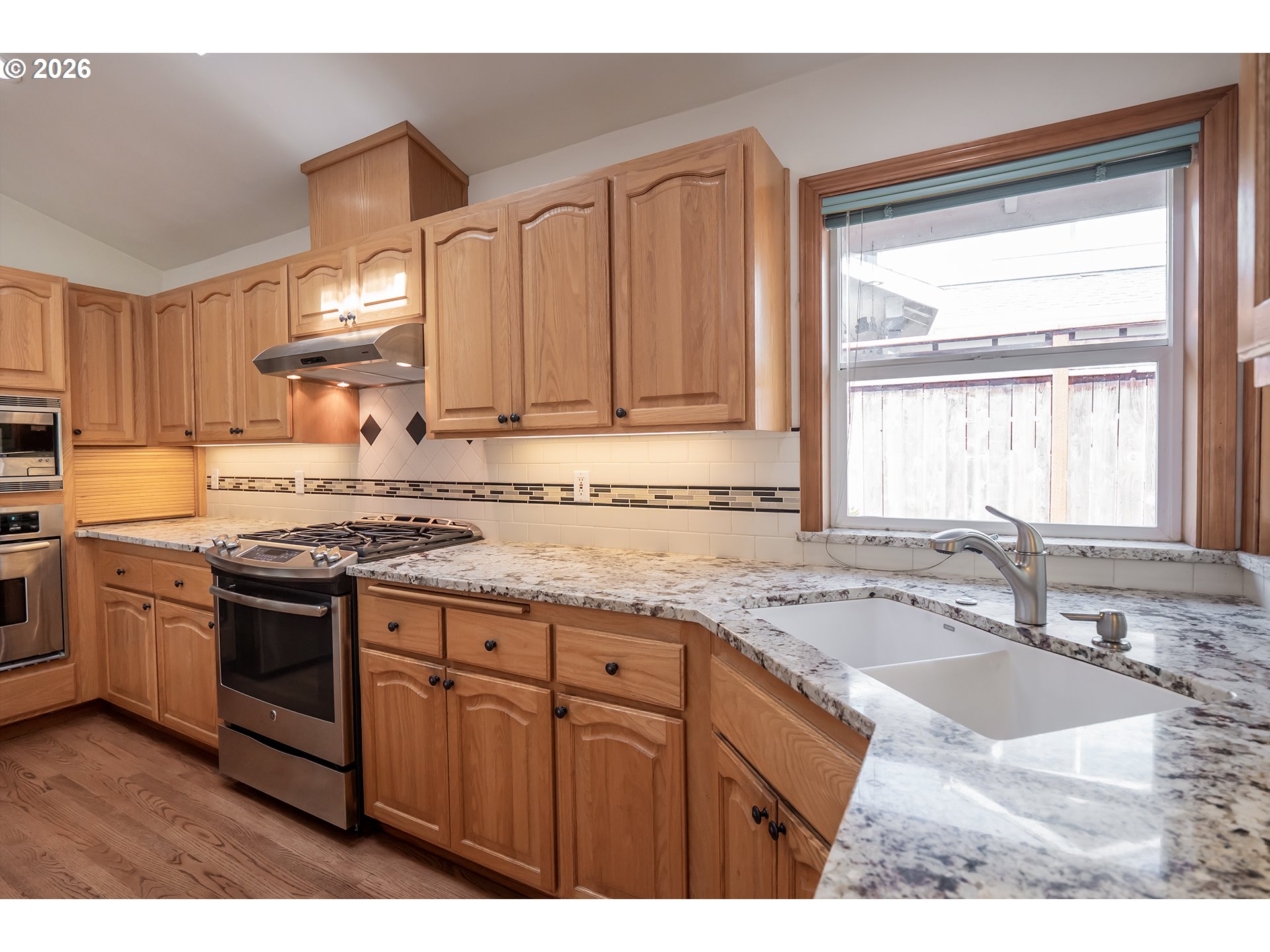 4347 Wendover Street Eugene, OR 97404 - Photo 9 of 48