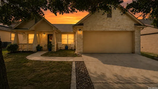 $325,000 | 13511 Biltmore Lakes, Live Oak, TX 78233