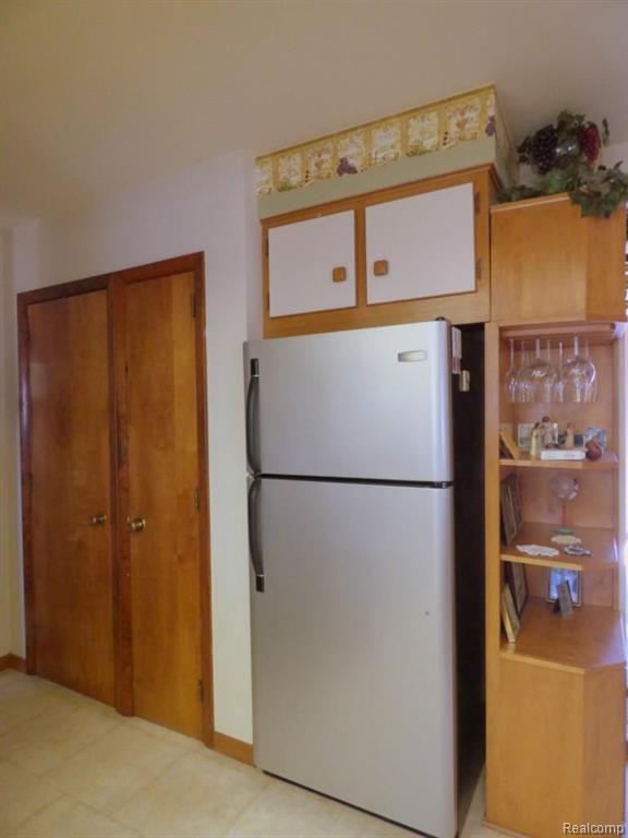 5790 Pinckney Road Howell, MI 48843 - Photo 4 of 29
