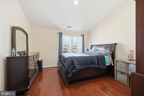 $585,000 | 15113 Gaffney Circle, Gainesville, VA 20155