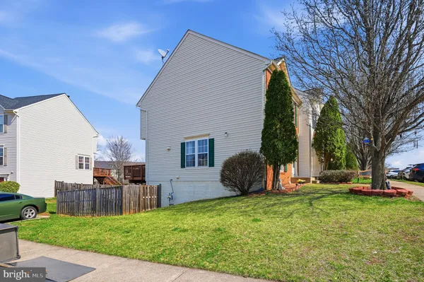 $585,000 | 15113 Gaffney Circle, Gainesville, VA 20155