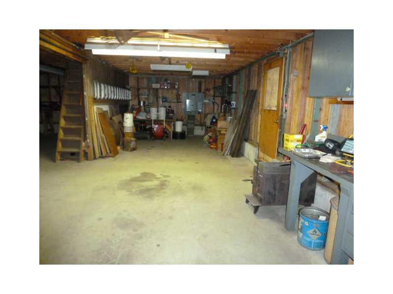 257 Meetinghouse Road Wells, ME 04090 - Photo 13 of 15 Stable/Barn. Large barn 27x36 lots...