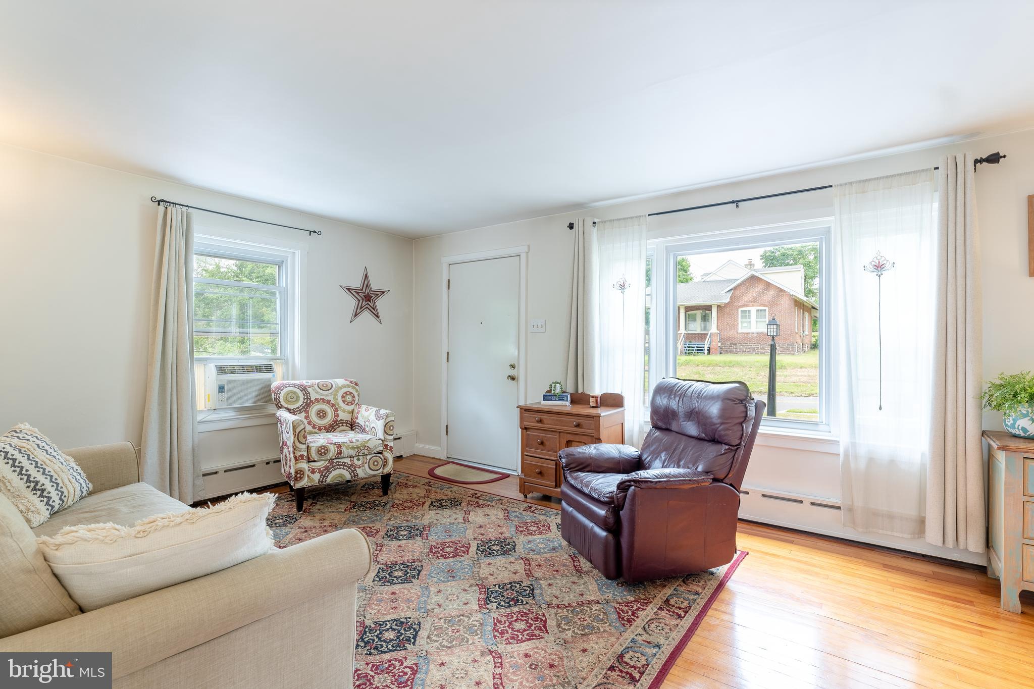 371 North Pleasantview Road Pottstown, PA 19464 - Photo 7 of 39 Gallery Image 7