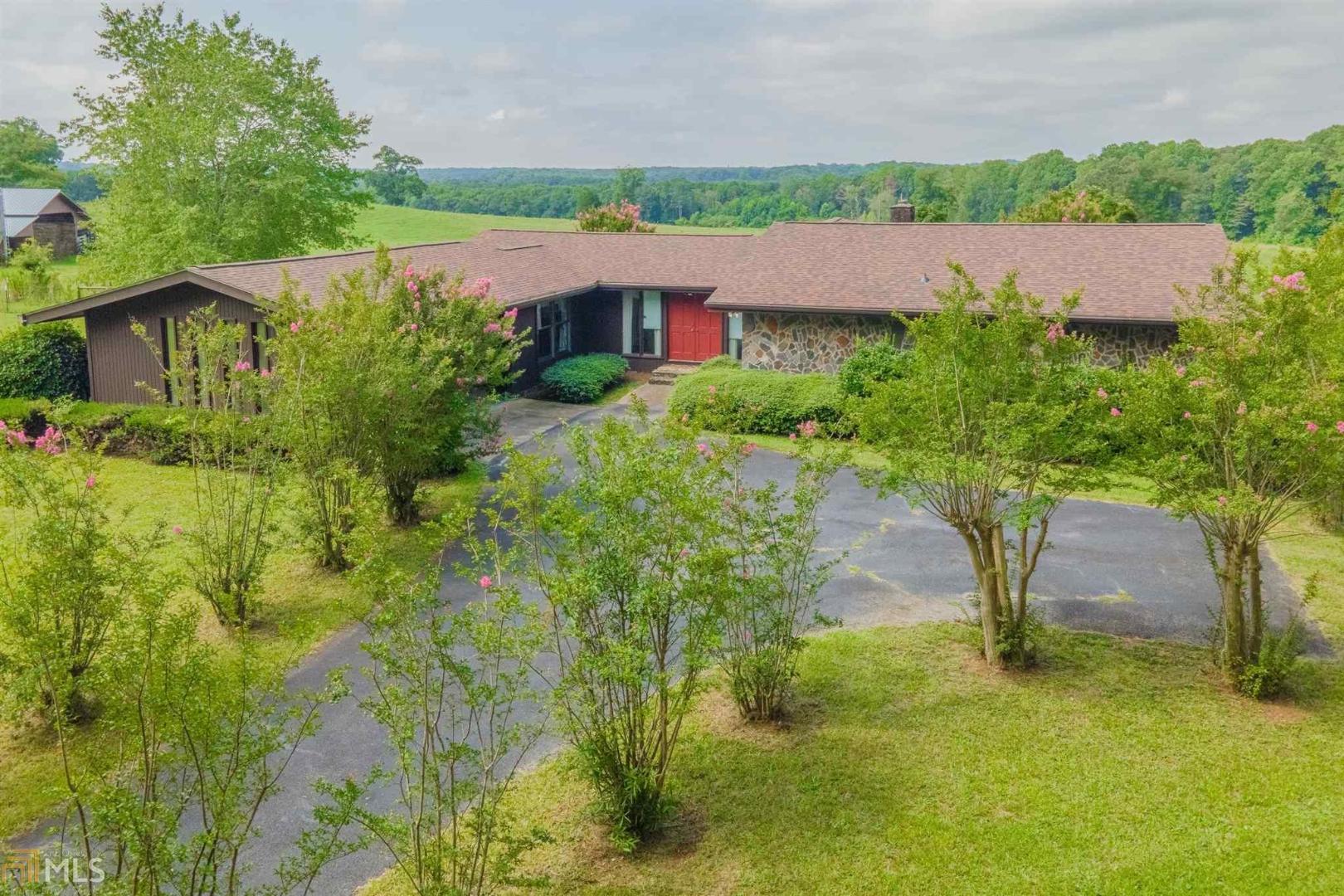 300 Old Commerce Road Carnesville, GA 30521 - Photo 1 of 1