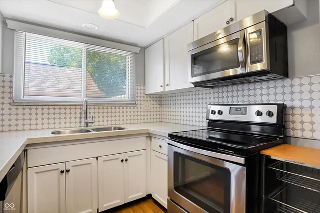 $128,900 | 8018 Cheswick Drive, Indianapolis, IN 46219