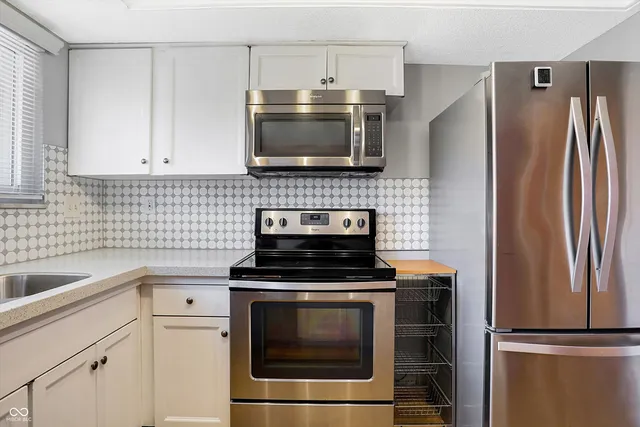 $128,900 | 8018 Cheswick Drive, Indianapolis, IN 46219