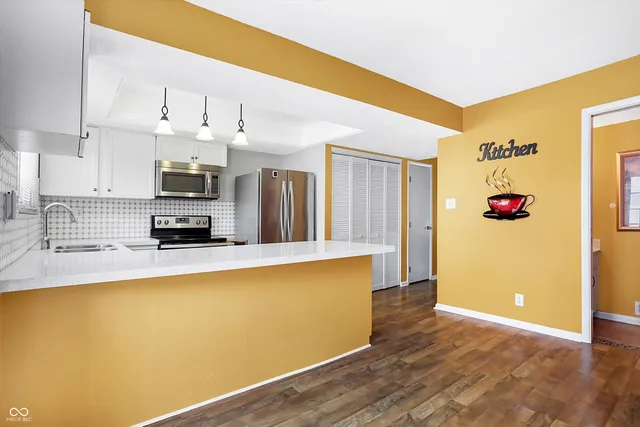 $128,900 | 8018 Cheswick Drive, Indianapolis, IN 46219