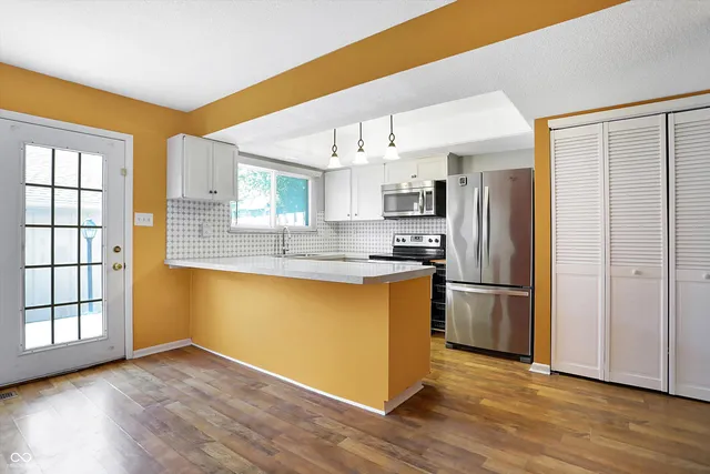 $128,900 | 8018 Cheswick Drive, Indianapolis, IN 46219