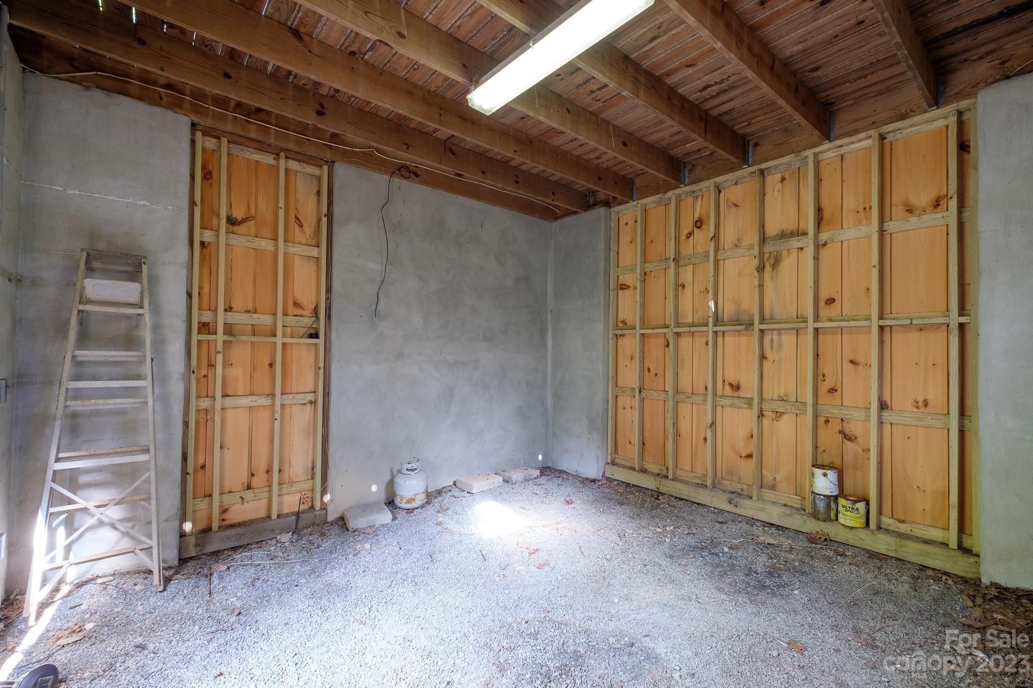 122 Columbine Way Cleveland, SC 29635 - Photo 21 of 28 a view of a room with a wooden door