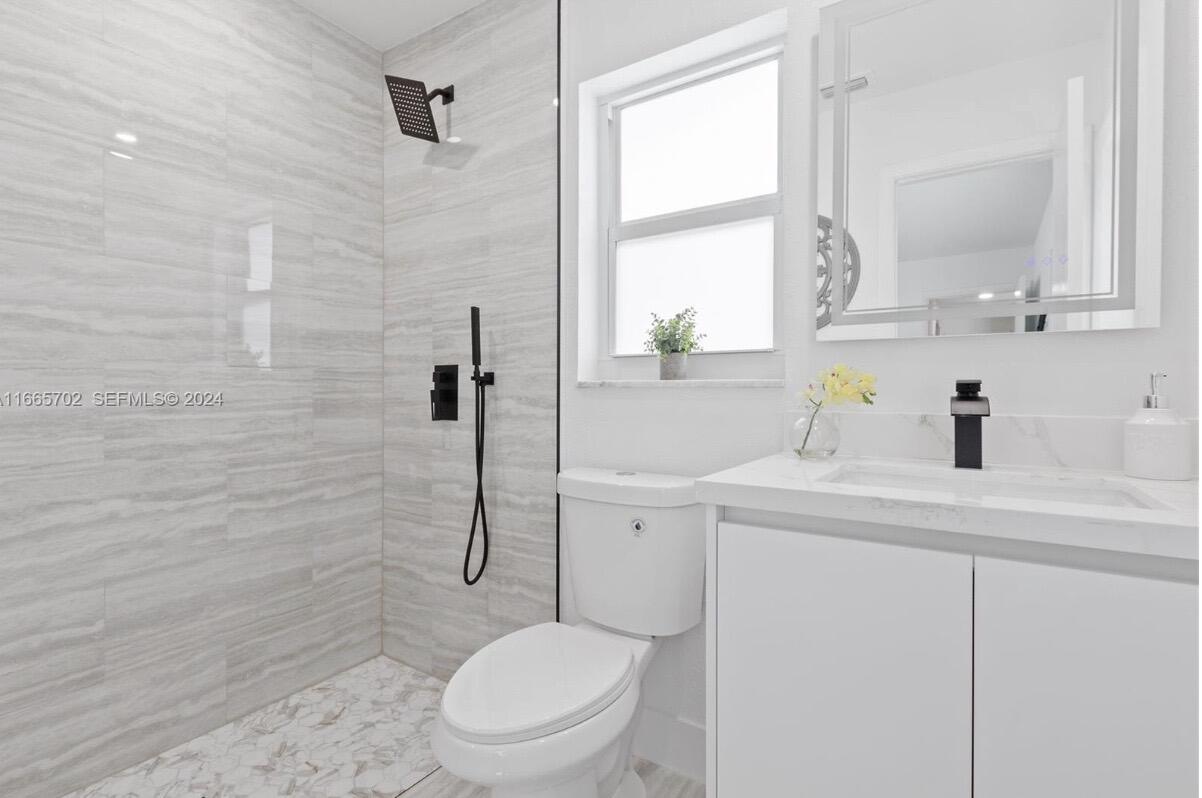 1780 Southwest 12th Street Boca Raton, FL 33486 - Photo 10 of 24 Image 5-11-26 at 8.23 PM