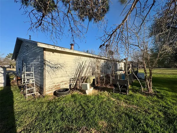 $209,000 | 620 5th Street, Hawley, TX 79525