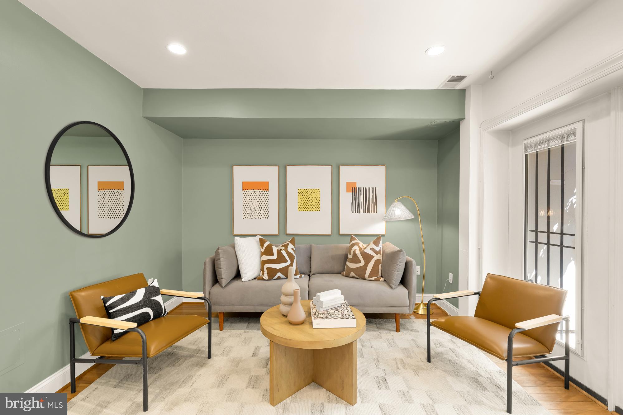 2432 Ontario Road Northwest, Unit 1 Washington, DC 20009 - Photo 2 of 18