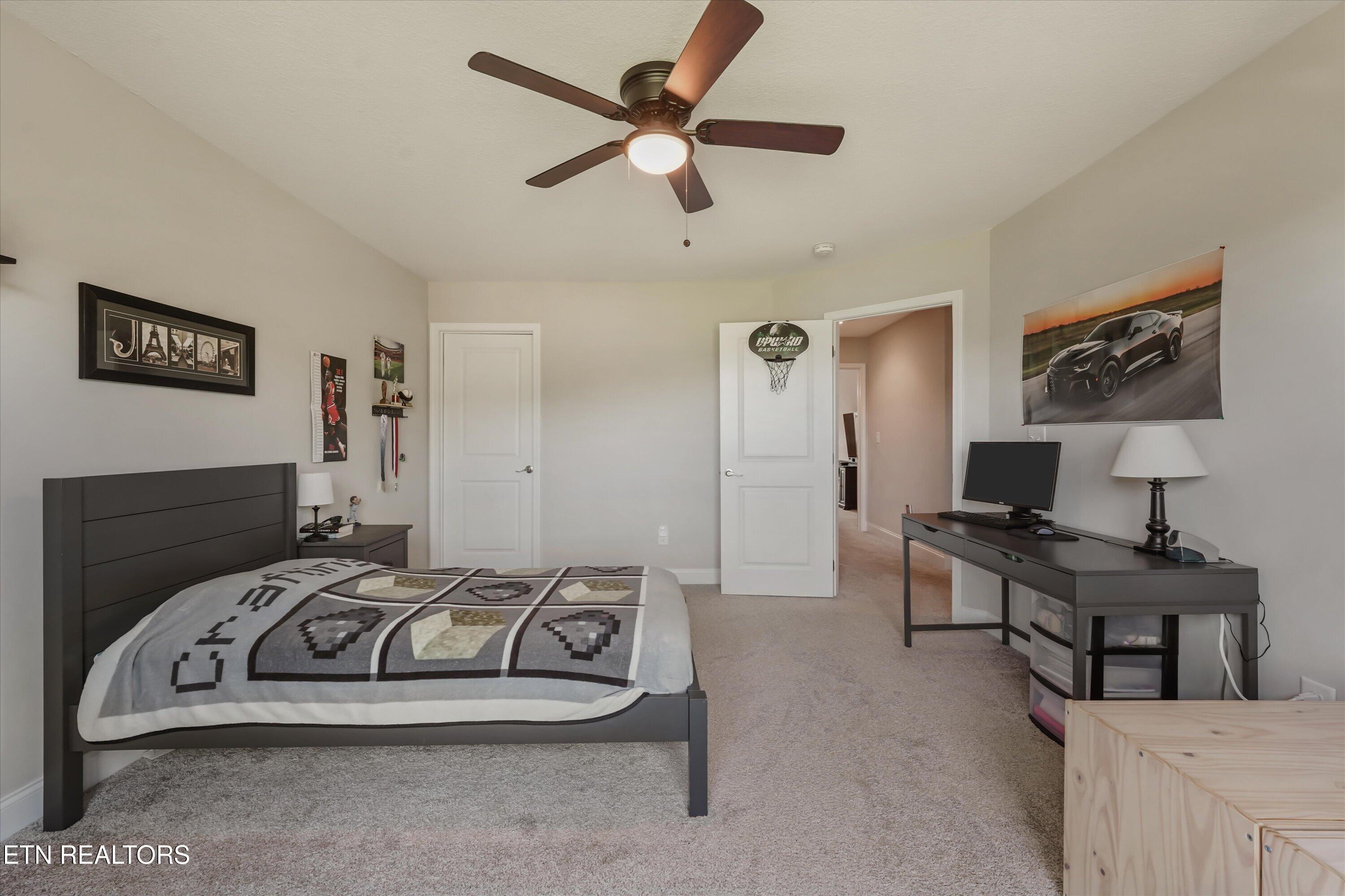 104 Pineberry West Road Oak Ridge, TN 37830 - Photo 32 of 59 32-104 Pineberry West Rd 18
