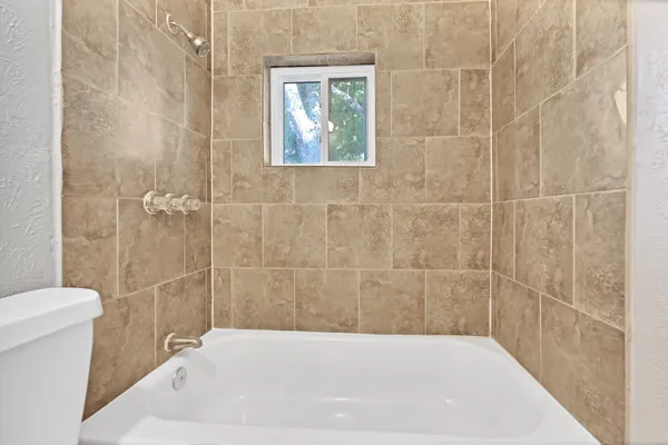 $1,099 | 601 Booker T Washington Street, Conroe, TX 77301