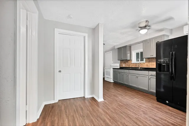 $1,099 | 601 Booker T Washington Street, Conroe, TX 77301