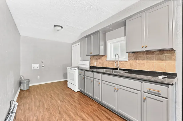 $1,099 | 601 Booker T Washington Street, Conroe, TX 77301