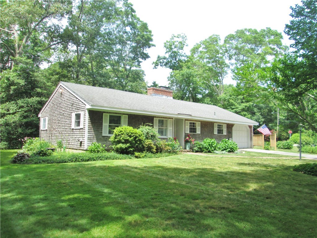 72 Benefit Road South Kingstown, RI 02879 - Photo 2 of 35