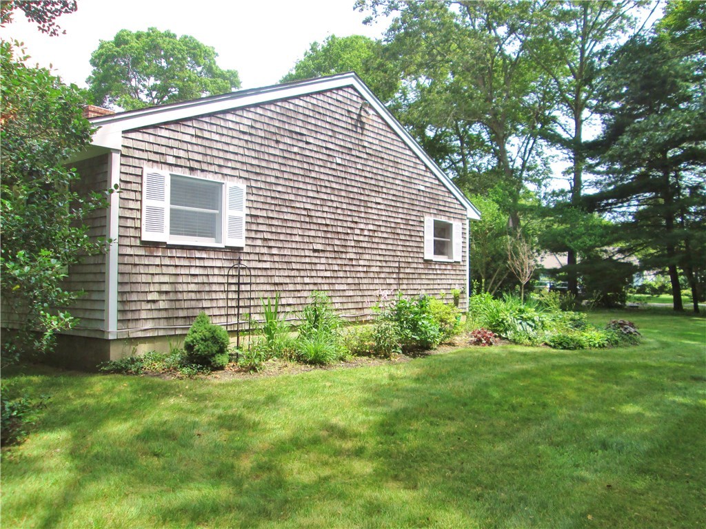 72 Benefit Road South Kingstown, RI 02879 - Photo 32 of 35
