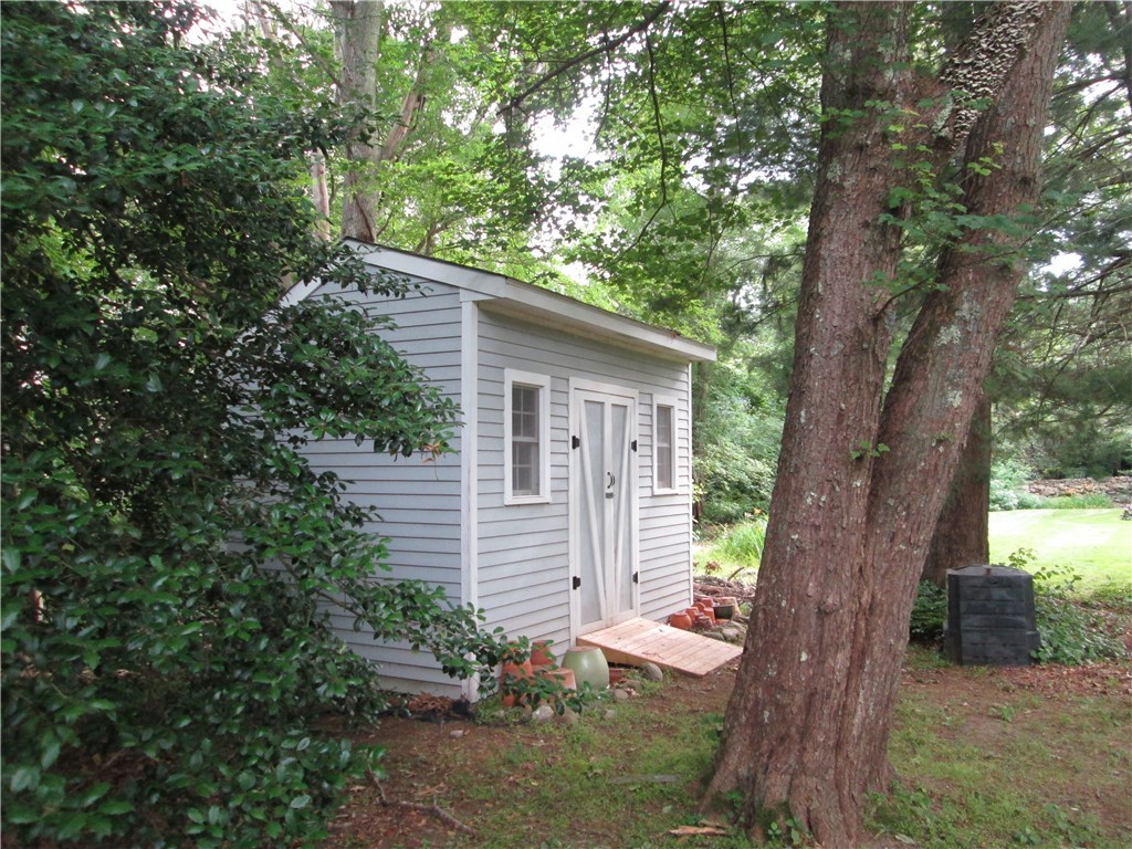 72 Benefit Road South Kingstown, RI 02879 - Photo 33 of 35