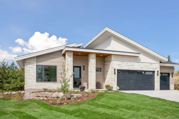$1,525,000 | 3767 Brookside Drive, Chaska, MN 55318