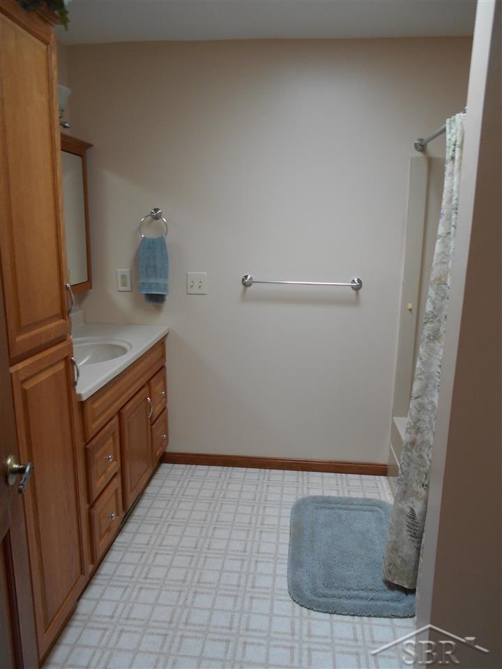 4262 Fehn Road Hemlock, MI 48626 - Photo 12 of 22