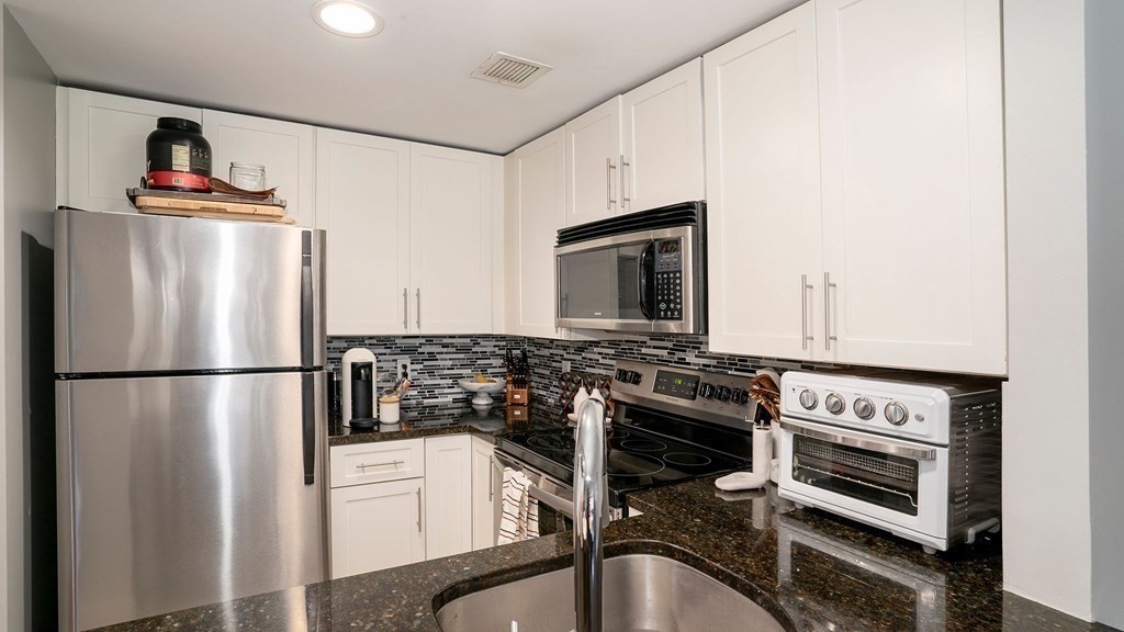 8-12 Museum Way, Unit 323 Cambridge, MA 02141 - Photo 2 of 19