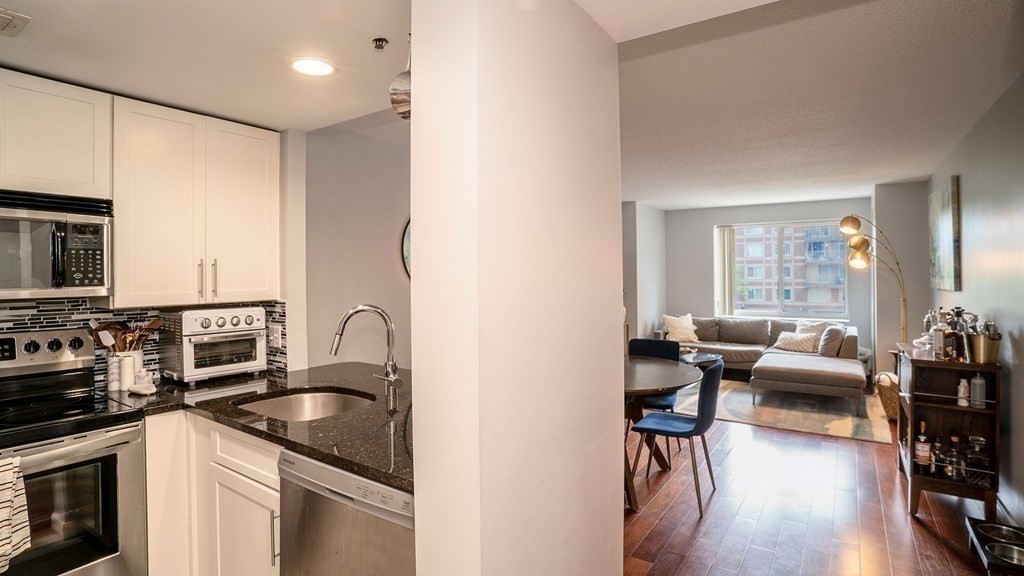 8-12 Museum Way, Unit 323 Cambridge, MA 02141 - Photo 3 of 19