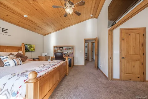 $1,095,000 | 41537 Mockingbird Drive, Big Bear Lake, CA 92315